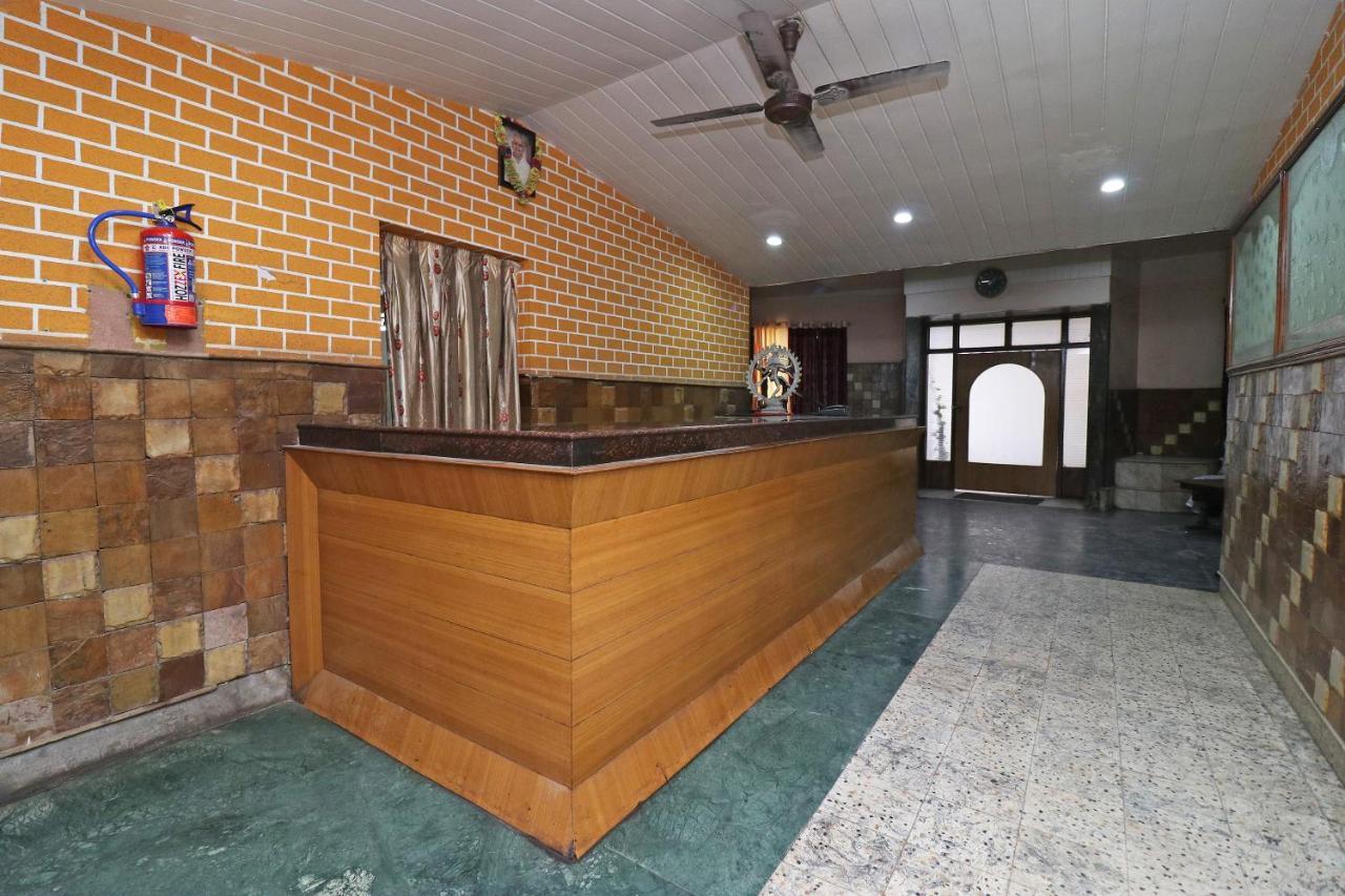 Spot On 37002 Hotel Natraj Bilaspur  Bagian luar foto