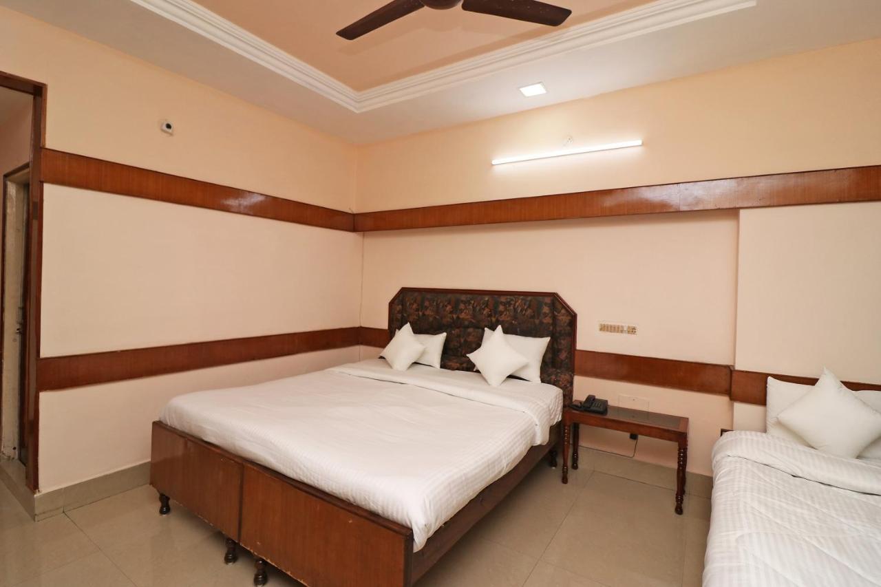 Spot On 37002 Hotel Natraj Bilaspur  Bagian luar foto