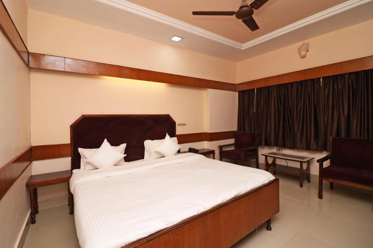 Spot On 37002 Hotel Natraj Bilaspur  Bagian luar foto