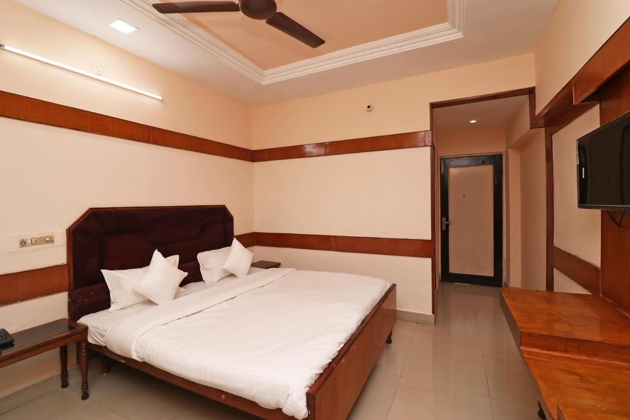 Spot On 37002 Hotel Natraj Bilaspur  Bagian luar foto